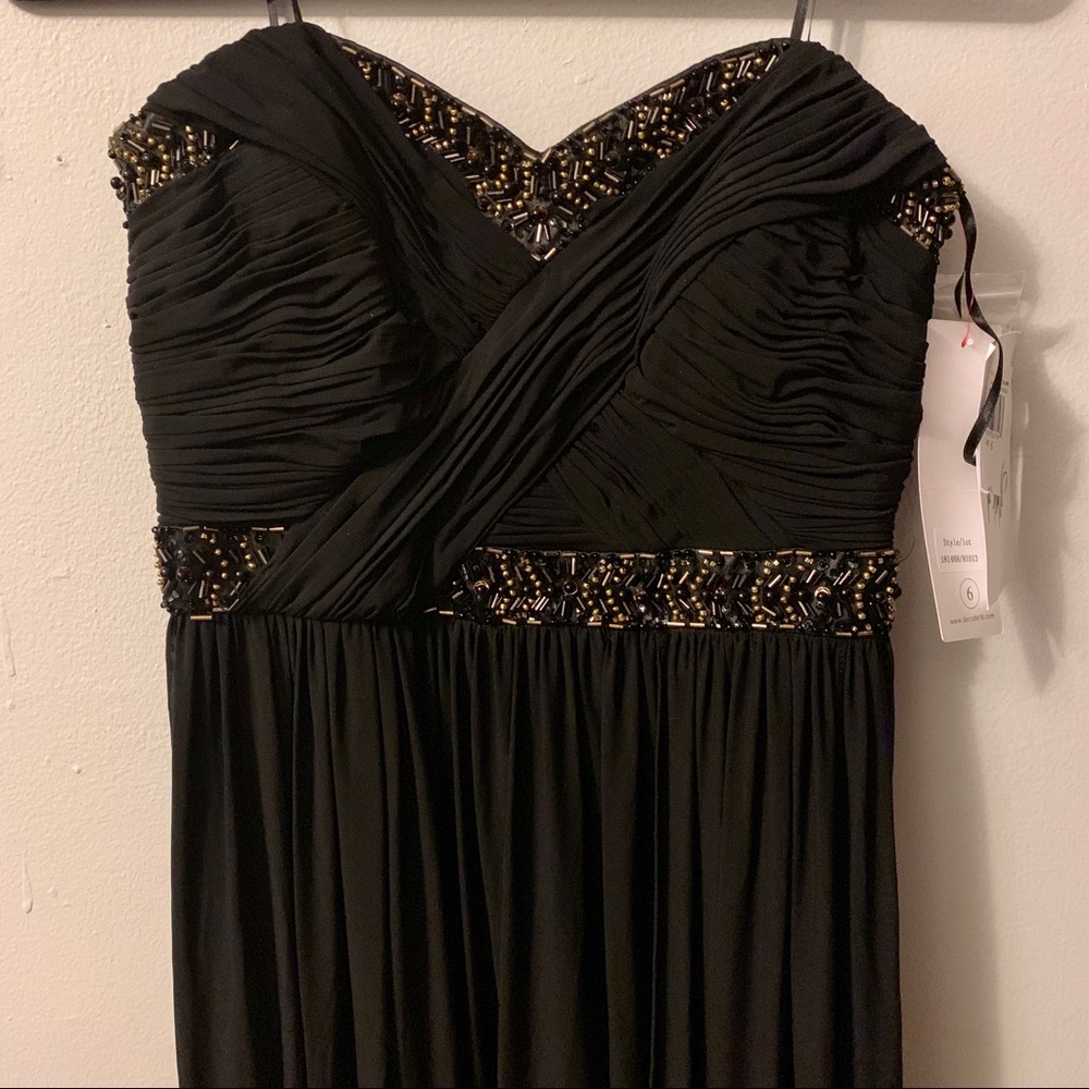 Lord & Taylor decode18 gold and black prom dress